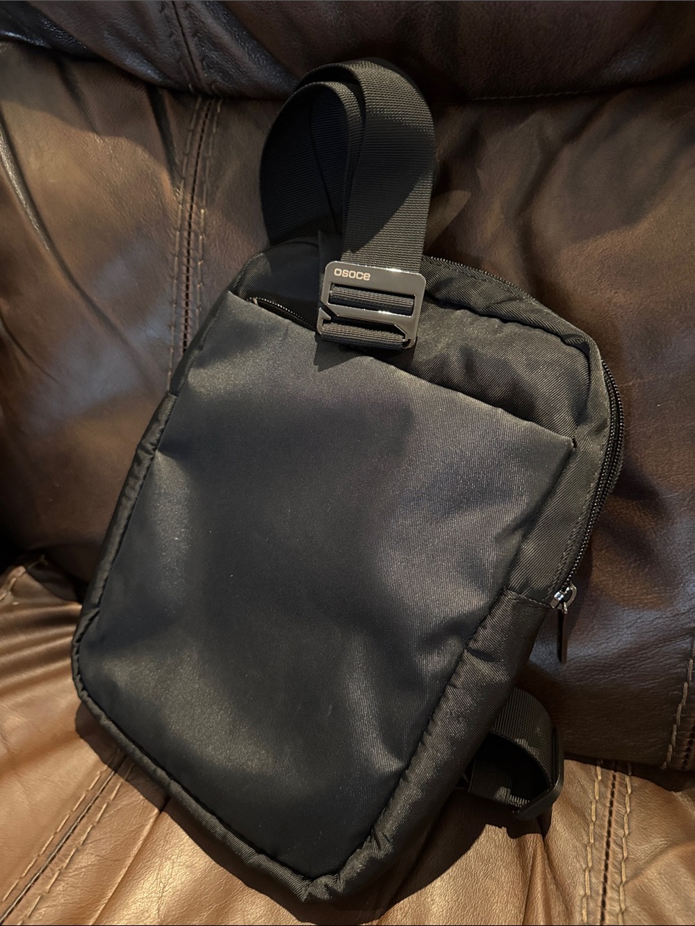 Osoce Black Crossbody Sling Bag for Men or Women